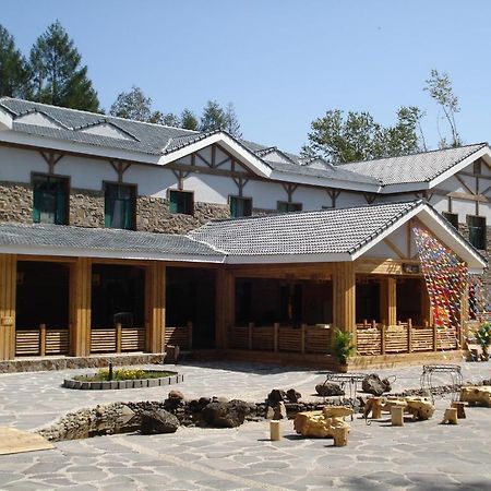 Days Hotel Landscape Resort, Changbai Mountain 白山 外观 照片